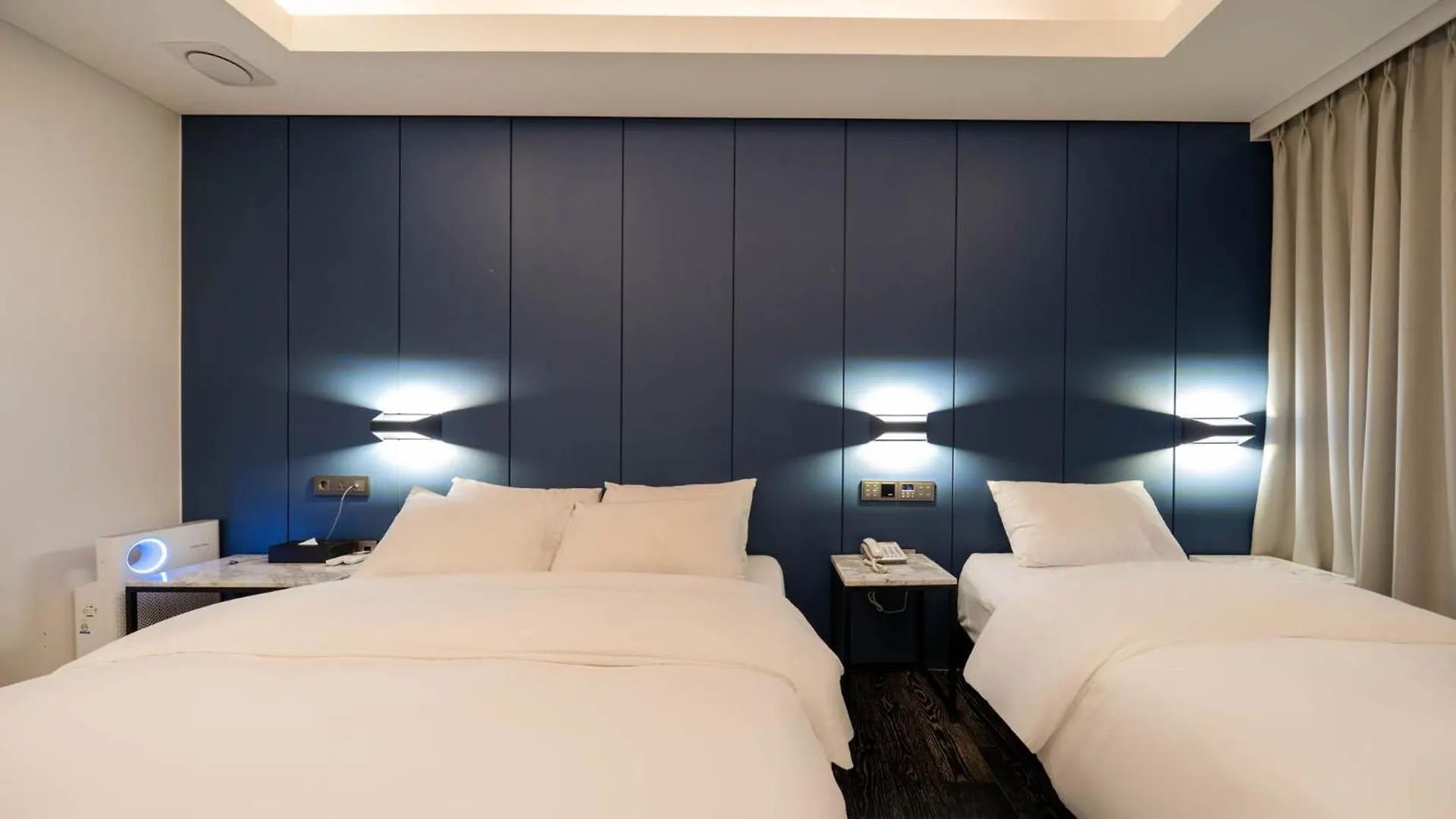 Amare Hotel Jongno Seoul 2*,  Südkorea